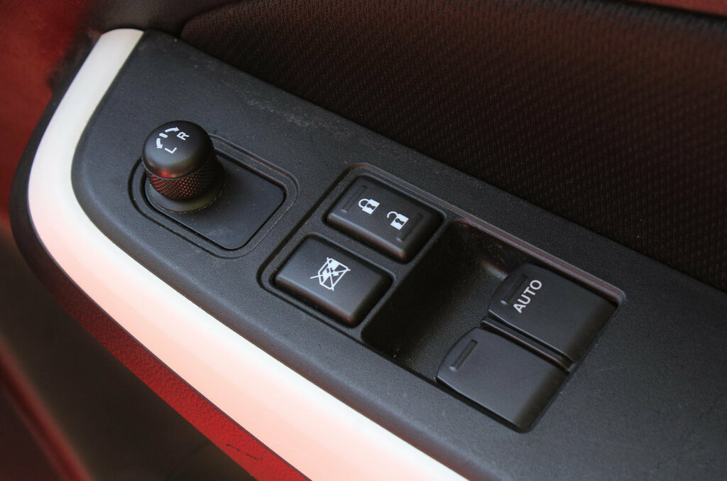 Suzuki Swift Red #34