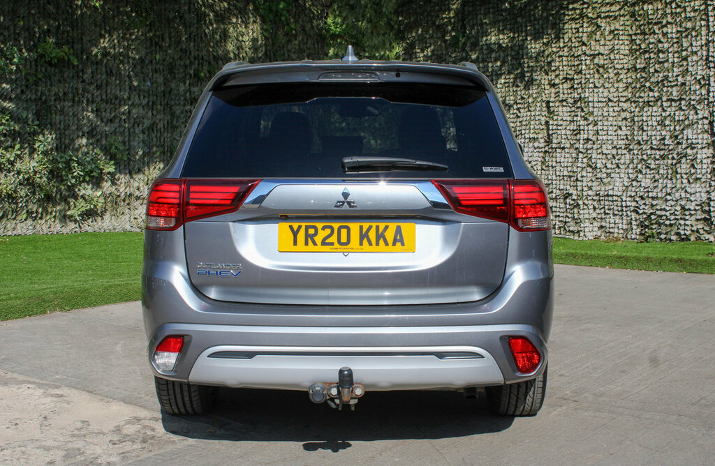Mitsubishi Outlander Phev Dynamique Grey #5