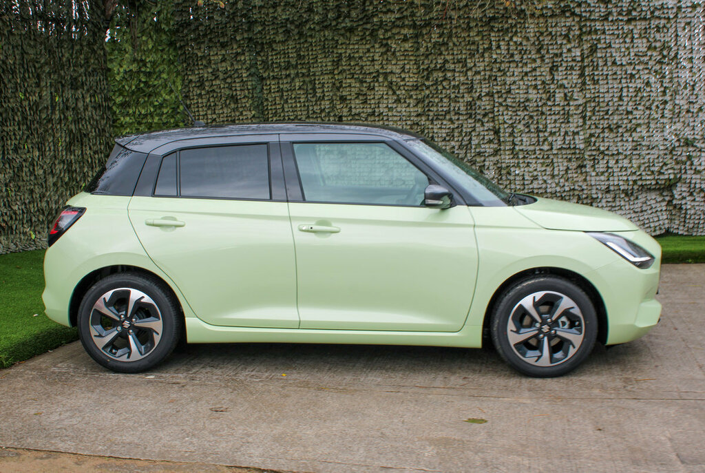 Suzuki Swift Ultra Yellow #3