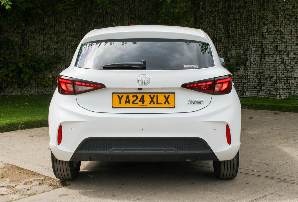 MG MG3 Trophy White #5