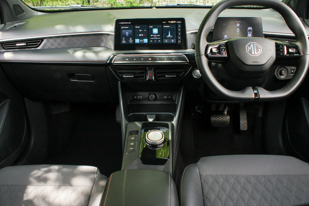 MG MG3 Trophy White #2