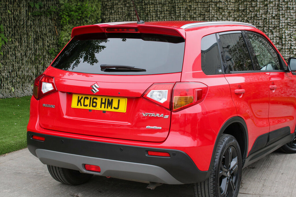 Suzuki Vitara Sz4 White #12