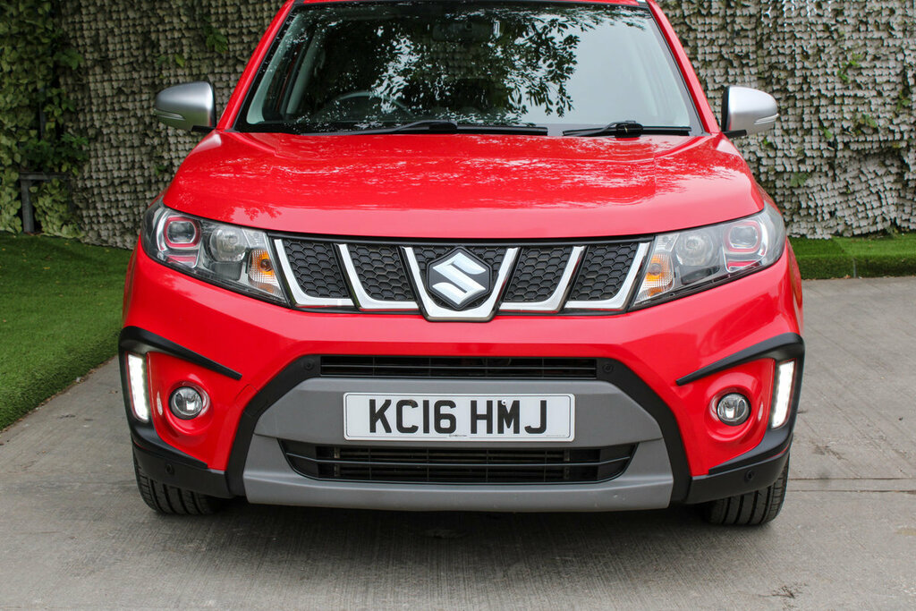 Suzuki Vitara Sz4 White #17