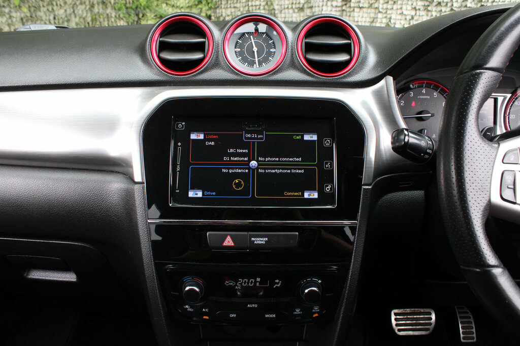 Suzuki Vitara Sz4 White #28