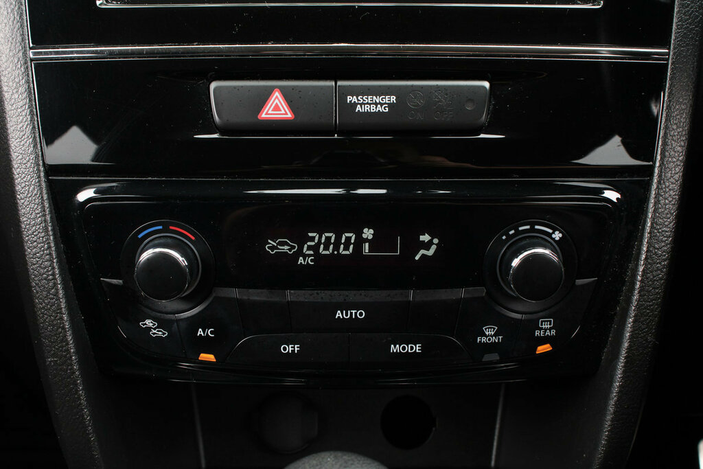 Suzuki Vitara Sz4 White #34