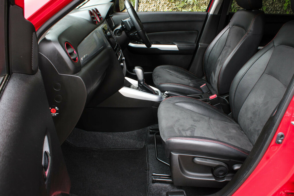 Suzuki Vitara Sz4 White #42