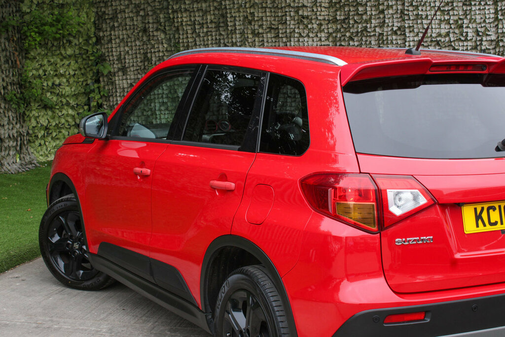 Suzuki Vitara Sz4 White #16