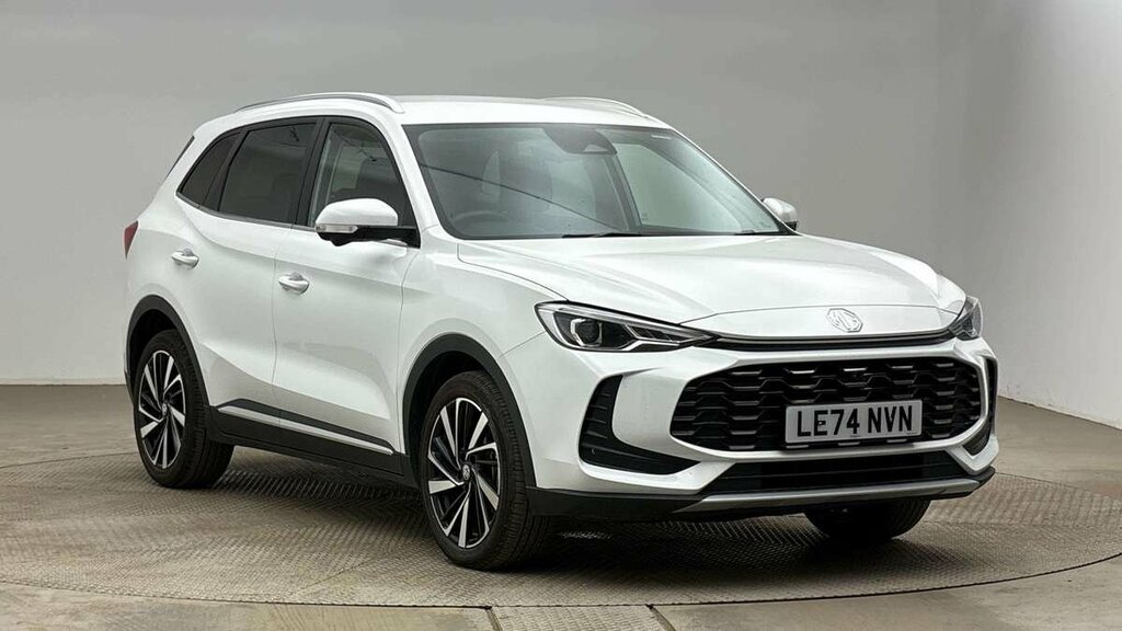 MG ZS Hybrid Trophy White