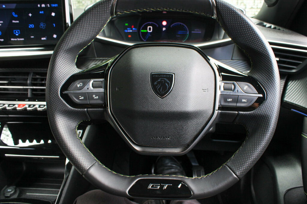 Peugeot 2008 Gt Grey #19