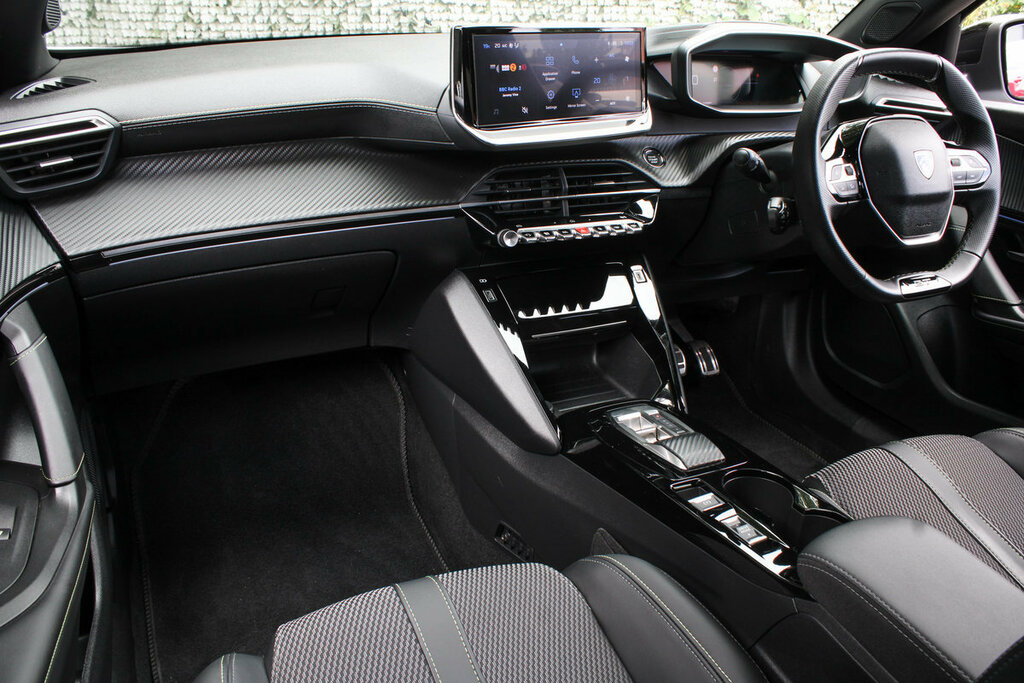 Peugeot 2008 Gt Grey #18