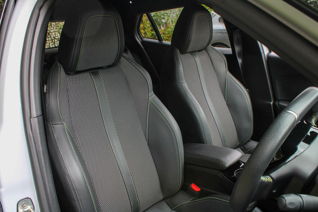Peugeot 2008 Gt Grey #38