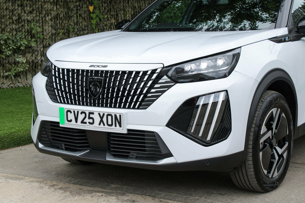 Peugeot 2008 Gt Grey #11