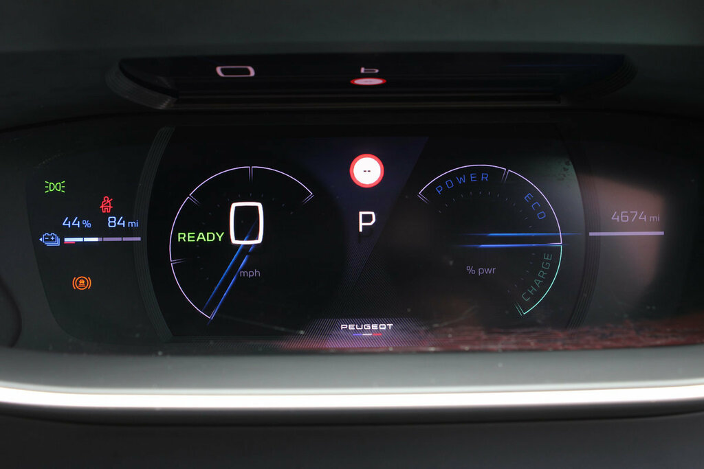 Peugeot 2008 Gt Grey #22