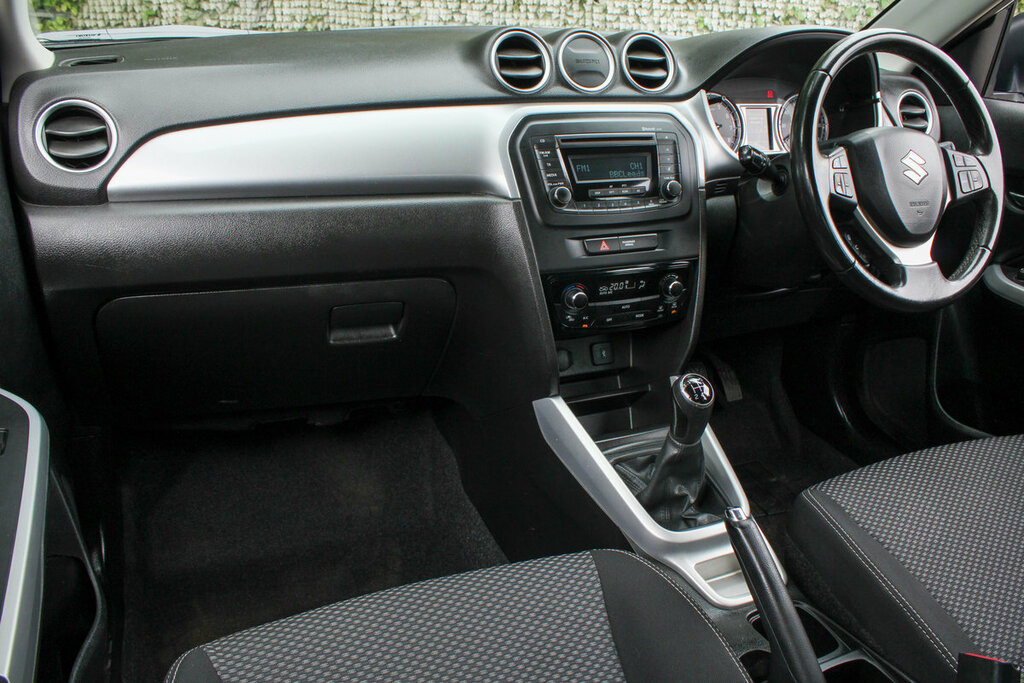 Suzuki Vitara S Boosterjet Allgrip Black #18