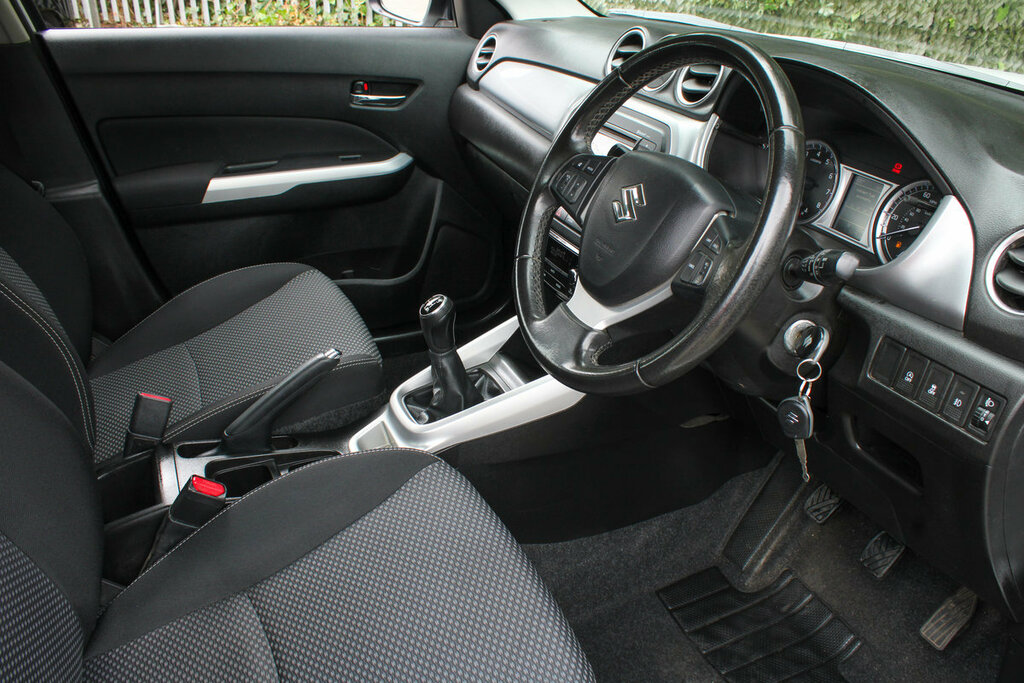 Suzuki Vitara S Boosterjet Allgrip Black #25
