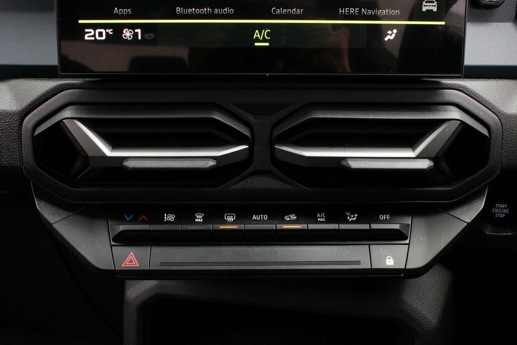 Dacia Duster 1.6 Journey Hybrid 4X2 140 Aut  #43