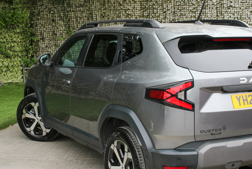 Dacia Duster 1.6 Journey Hybrid 4X2 140 Aut  #16