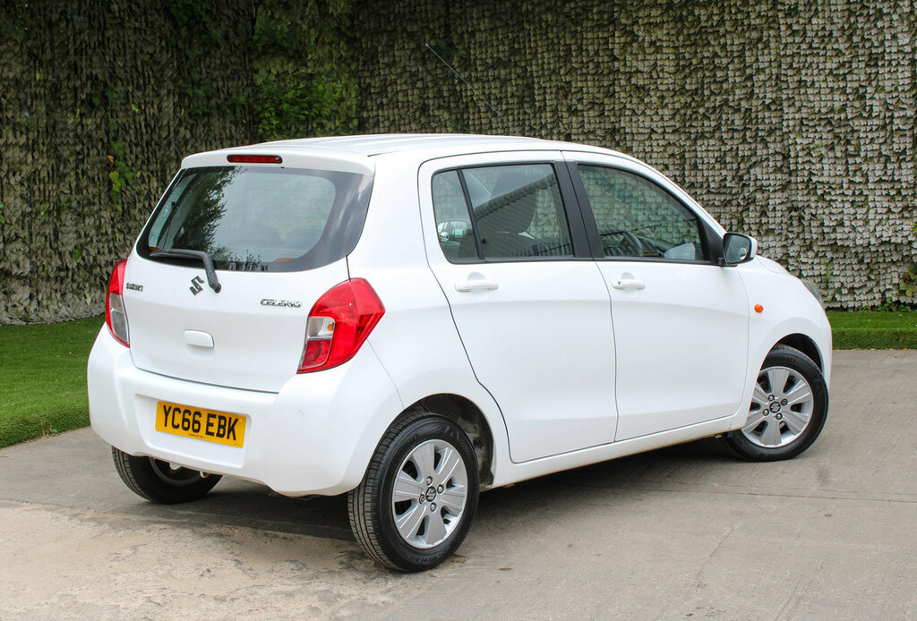 Suzuki Celerio Sz4 Auto White #4