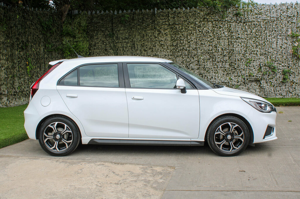 MG MG3 Exclusive Nav White #3