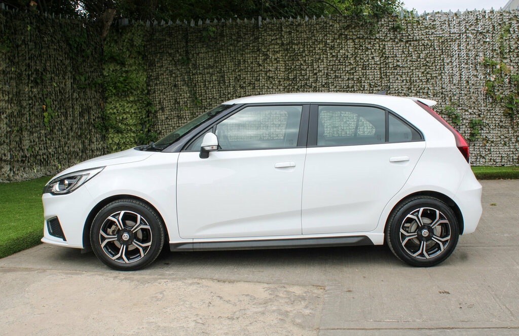 MG MG3 Exclusive Nav White #6