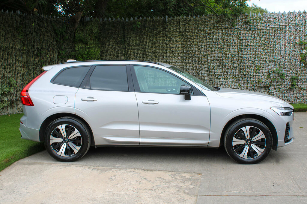 Volvo XC60 T6 Recharge Silver #3