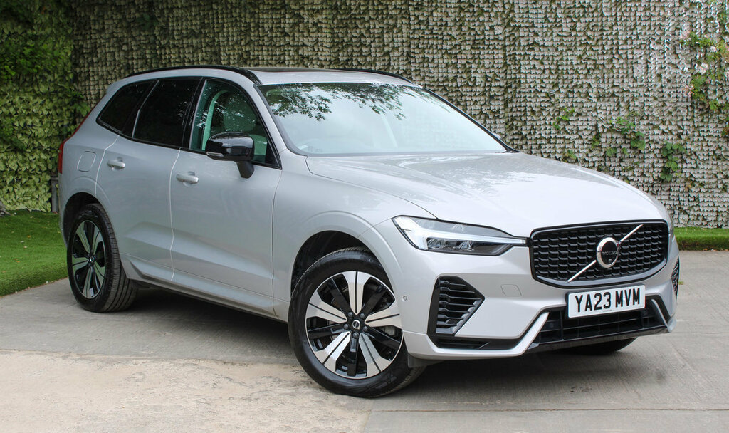 Volvo XC60 T6 Recharge Silver