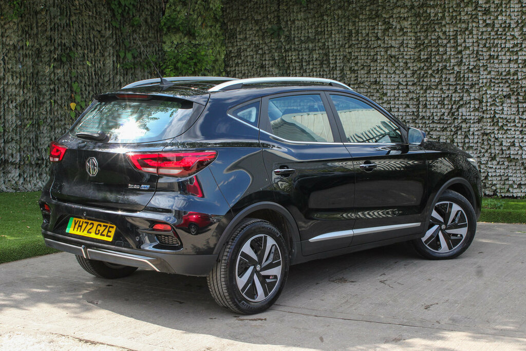 MG ZS Ev Trophy Black #4