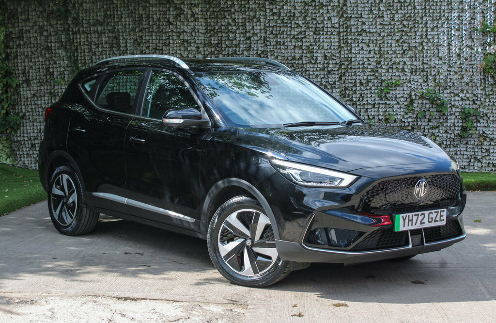 MG ZS Ev Trophy Black
