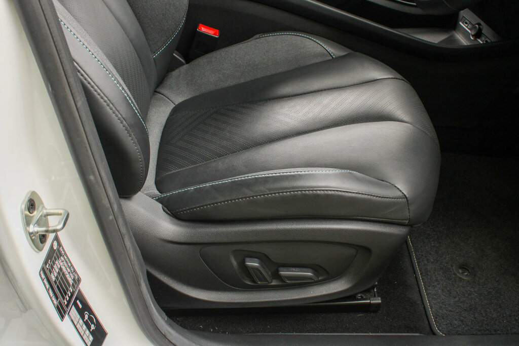 MG MG5 61.1Kwh Trophy Long Range Estate Grey #51