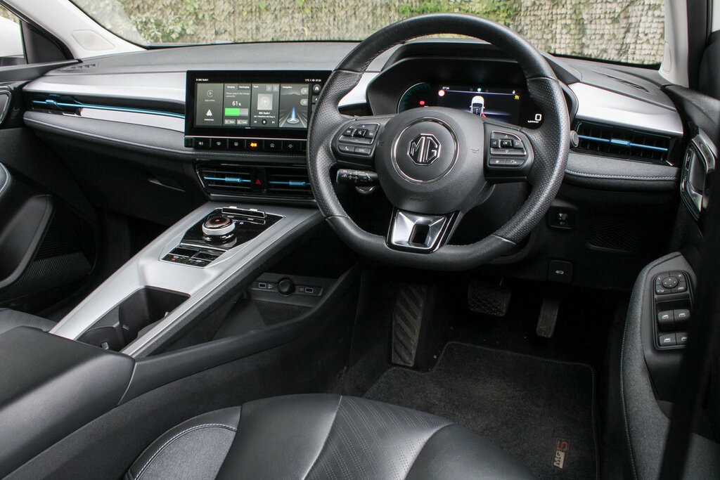 MG MG5 61.1Kwh Trophy Long Range Estate Grey #19