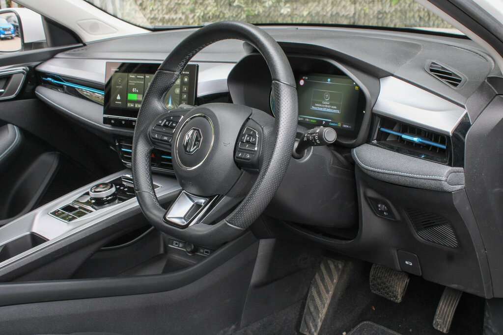 MG MG5 61.1Kwh Trophy Long Range Estate Grey #28