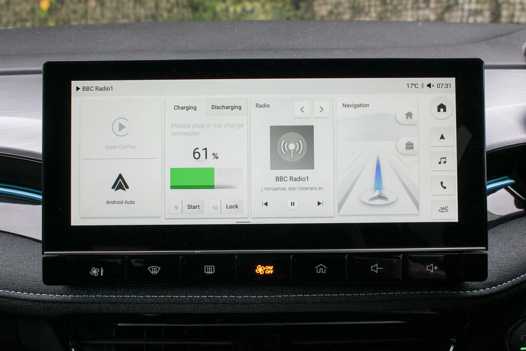 MG MG5 61.1Kwh Trophy Long Range Estate Grey #32