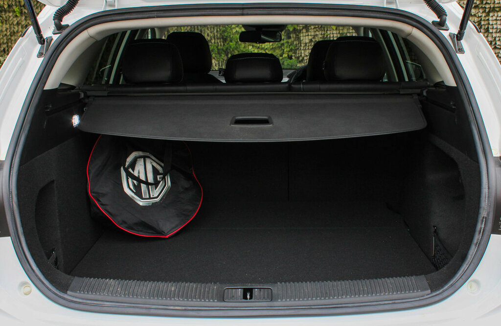 MG MG5 61.1Kwh Trophy Long Range Estate Grey #54