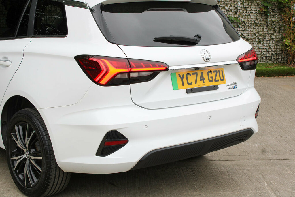 MG MG5 61.1Kwh Trophy Long Range Estate Grey #14