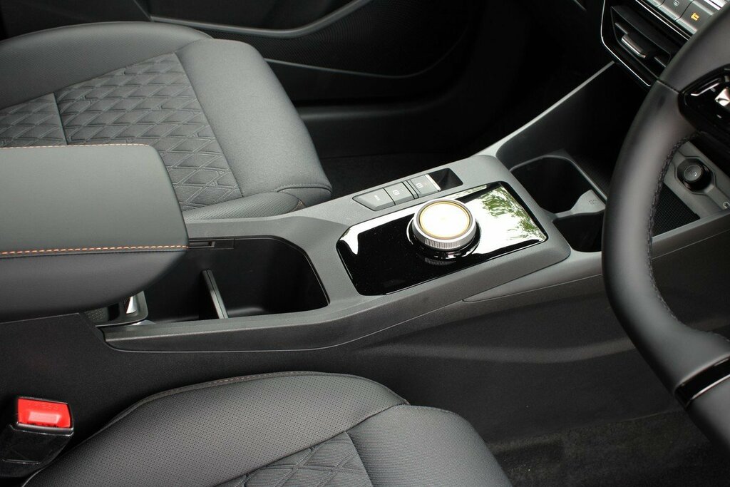 MG MG3 1.5 Hybrid Trophy Au Black #34
