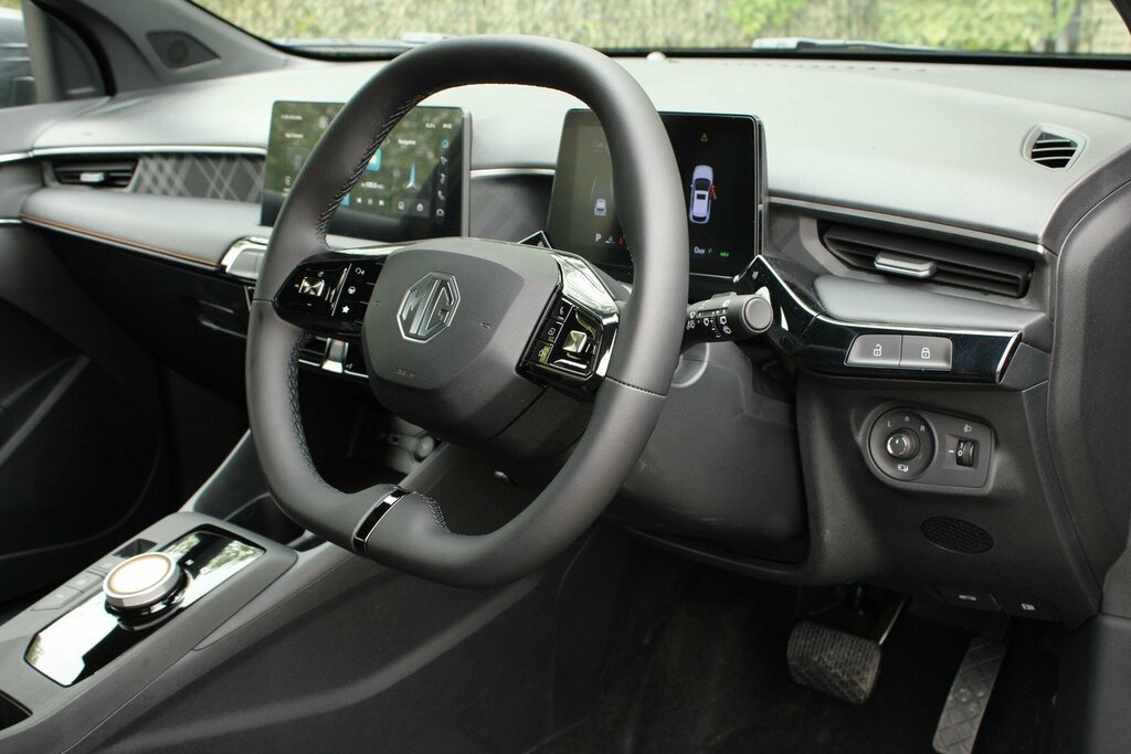 MG MG3 1.5 Hybrid Trophy Au Black #21
