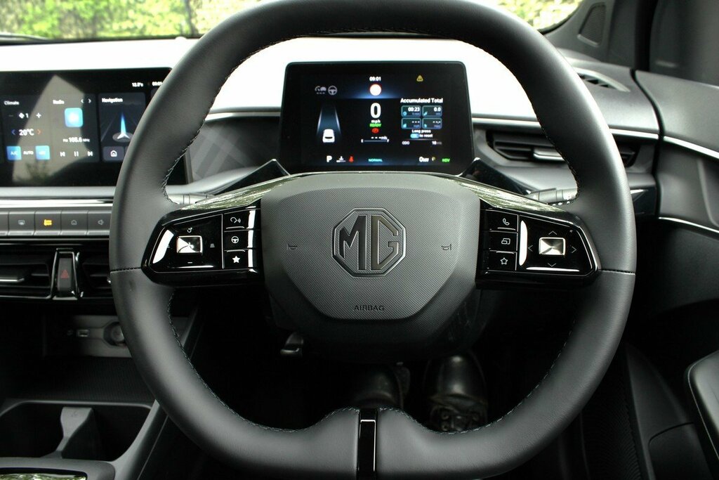 MG MG3 1.5 Hybrid Trophy Au Black #18