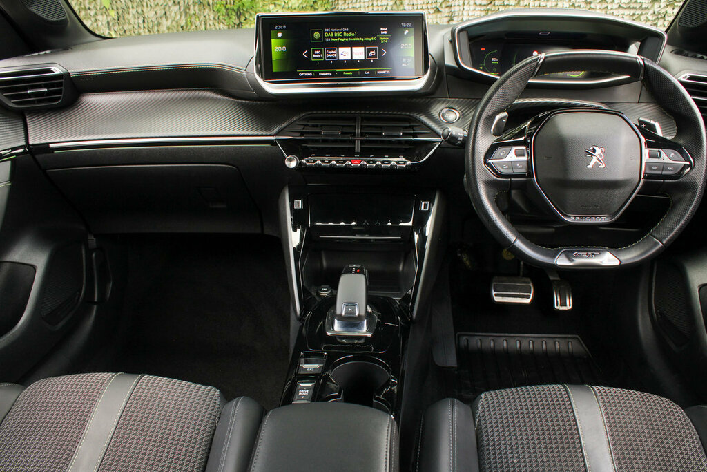 Peugeot 208 Gt-line Grey #2