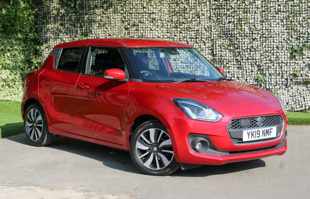 Suzuki Swift Sz5 Red