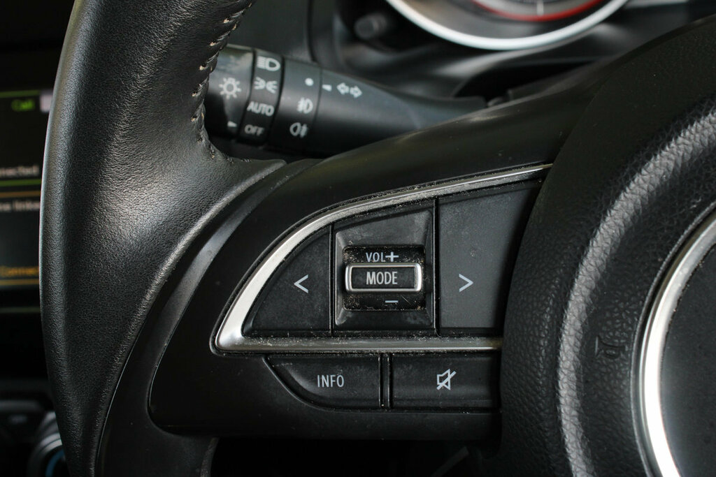 Suzuki Swift 1.0 Boosterjet Sz-t  #21