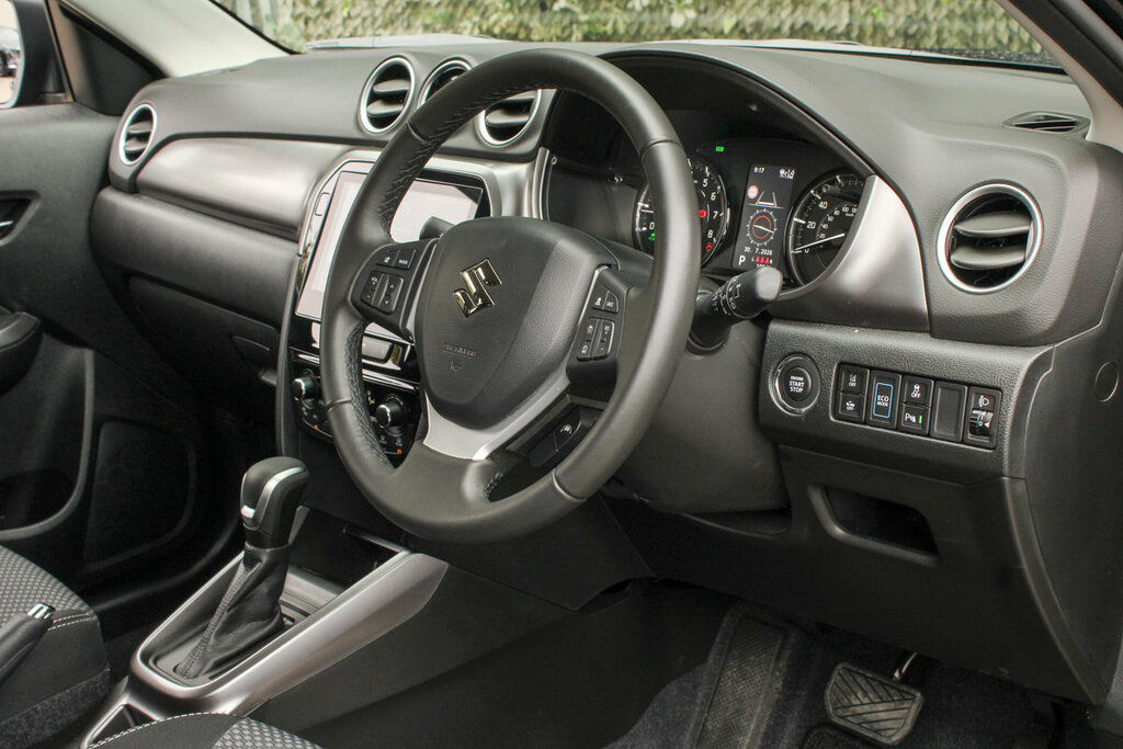 Suzuki Vitara 1.4 Boosterjet Mild Hybrid Motion Grey #26