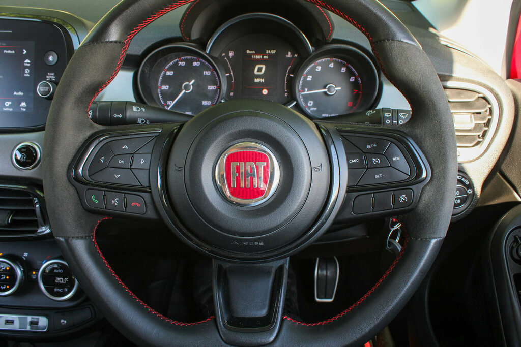Fiat 500X 500X Cross White #19