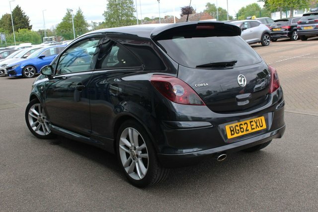 Vauxhall Corsa 1.4 16V Sri Hatchback Euro 5 10 Black #5