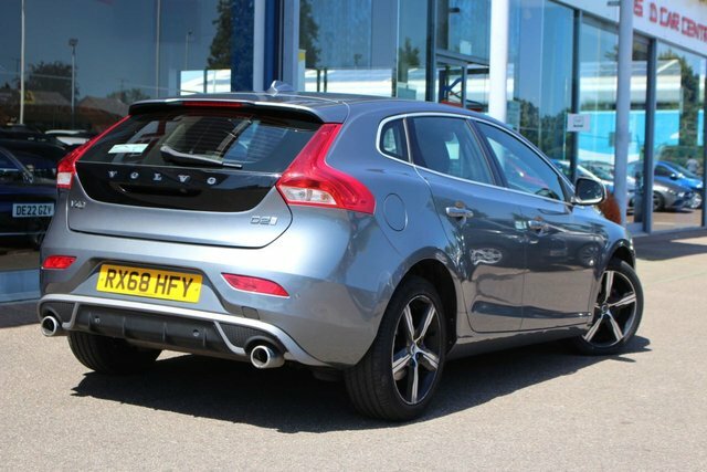 Volvo V40 2.0 D2 R-design Nav Plus Hatchback Manu RX68HFY Grey #3