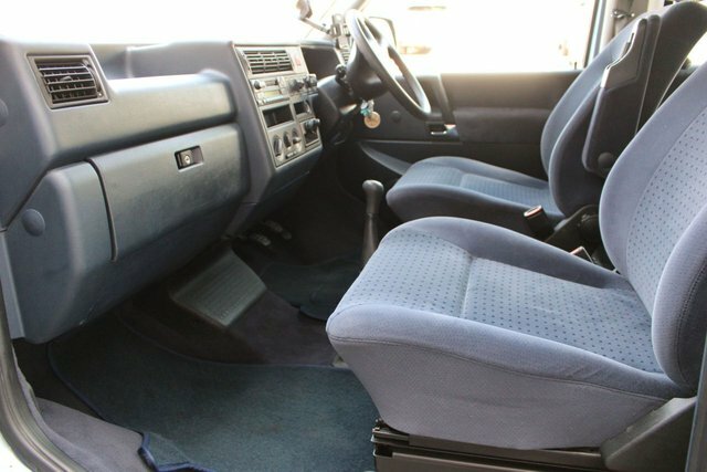 Volkswagen Caravelle 2.5 Tdi 101 Bhp Swb 8 Seat Blue #6