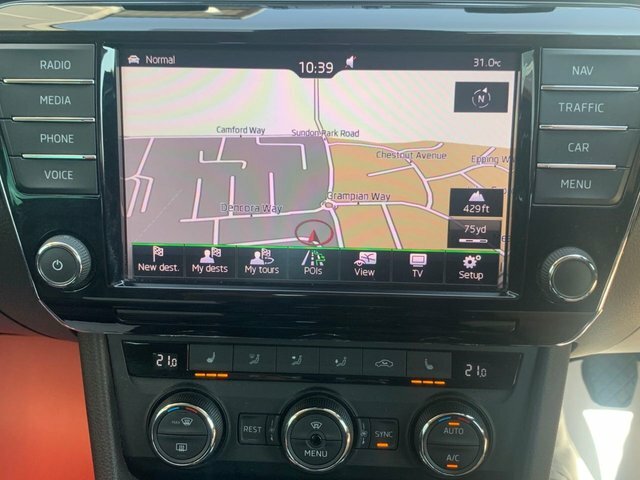 Skoda Superb 2.0 Tdi Laurin Klement Hatchback Manu Black #5