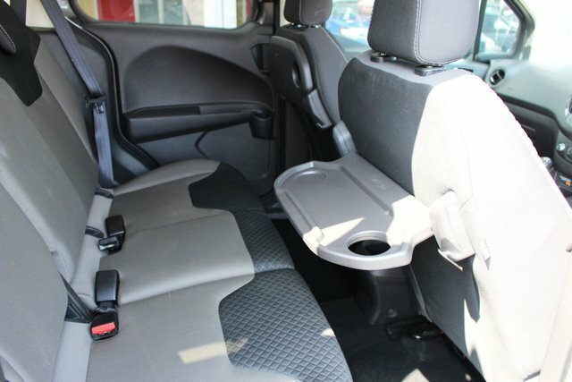 Ford Tourneo Courier Titanium Red #21