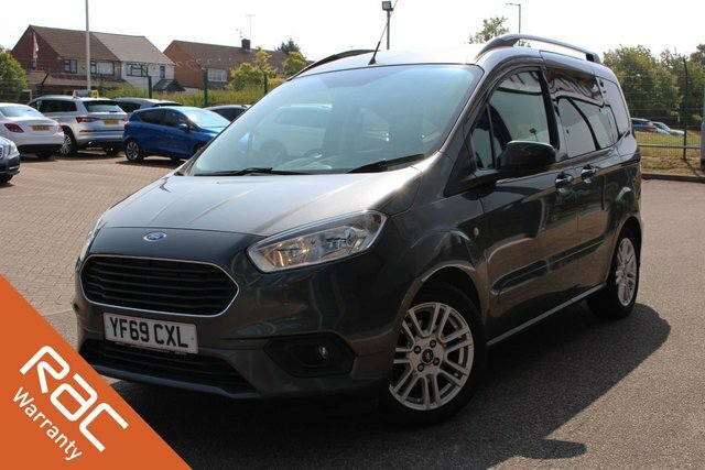 Ford Tourneo Courier Titanium Red #5