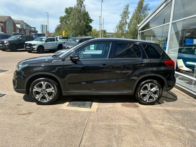 Suzuki Vitara Suv Black #4
