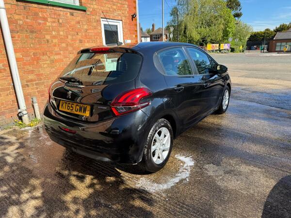 Peugeot 208 1.2 Puretech Active Euro 6 Black #6